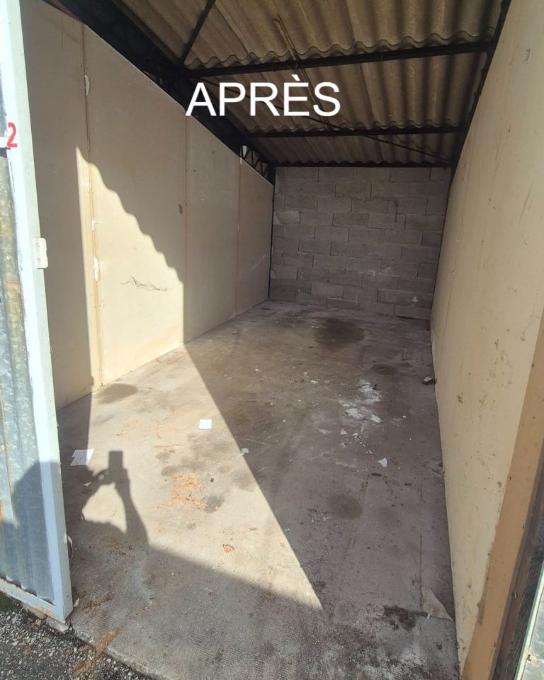 après garage à Tonneins