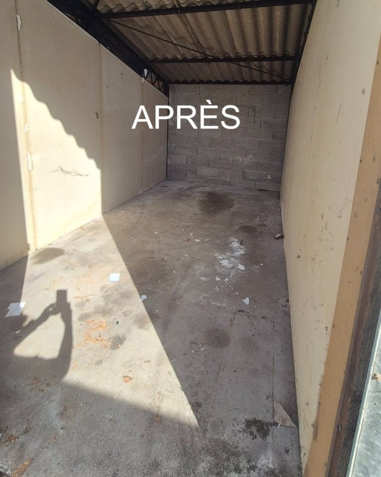 après garage à Tonneins