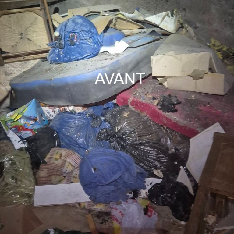 Avant 4
